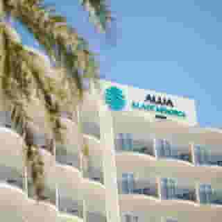 Alua Illa de Menorca, 2 of 5