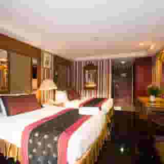 Diamond City Hotel, 2 of 5