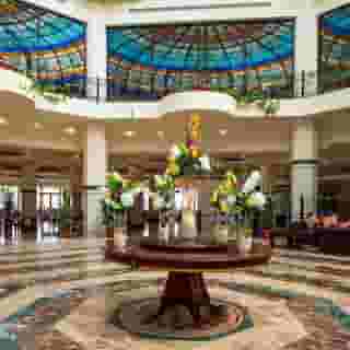 Grand Oasis Resort, 2 of 5