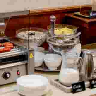 Gold Hotel Budapest, 2 of 5