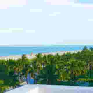 Winter Haven, Autograph Collection, 3 of 5