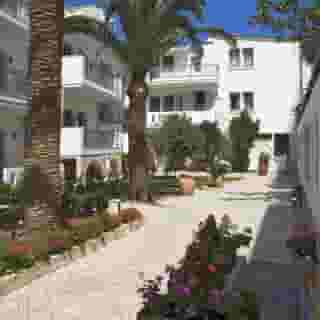 Flamingos Hotel, 2 of 5