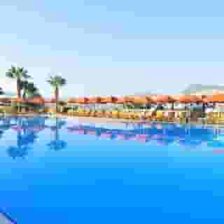 Green Beach Resort, 2 of 5