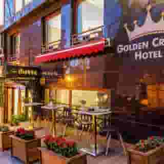 Golden Crown, 4 of 5