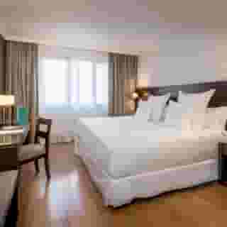 Occidental Granada, 3 of 5