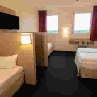 B&B Hotel Frankfurt-Airport, 2 of 5