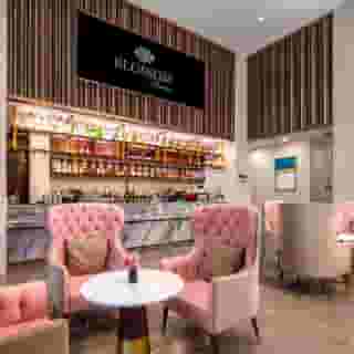 Blossom Hotel Houston, Curio Collection by Hilton, 1 of 5