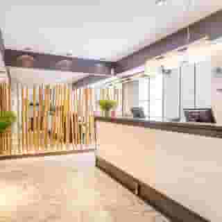 Faubourg 216-224, 2 of 5