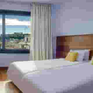 Athens Center Square, 4 of 5