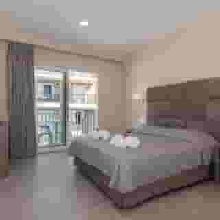 Altura Hotel, 4 of 5