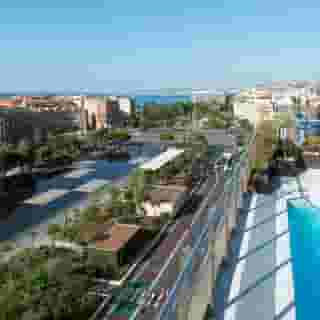 Aston La Scala, 3 of 5