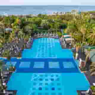 Concorde De Luxe Resort, 2 of 5