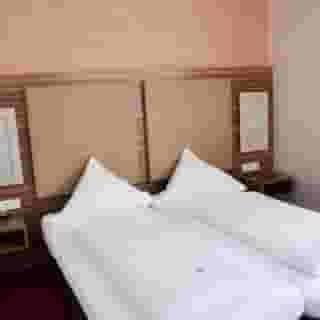 Erde Hotel Erlangen, 2 of 5