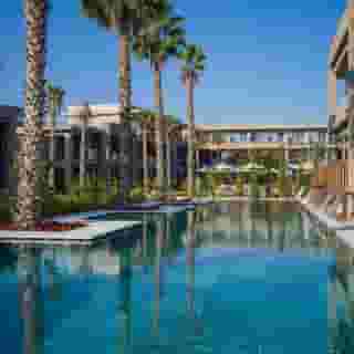 Portes Theros, 4 of 5