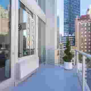 The Bernic New York City Tapestry Col by Hilton, 1 of 5