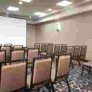 Embassy Suites By Hilton Houston Near The Galleria, 2 of 5