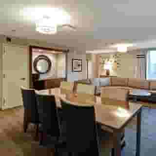 Embassy Suites by Hilton Chicago Downtown Magnificent Mile, 2 of 5