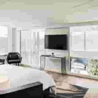 JW Marriott parq Vancouver, 2 of 5