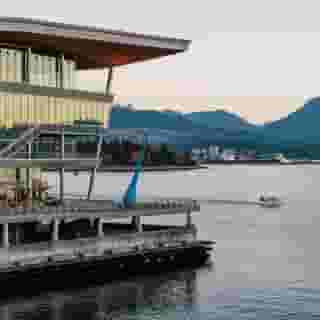 Holiday Inn Hotel and Suites Vancouver Downtown, 4 of 5