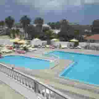 Kamari Bay Hotel, 4 of 5