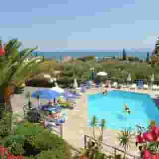 Saradari Apartments, 4 of 5