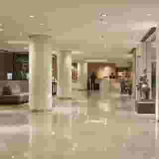 The Royal Garden, 2 of 5