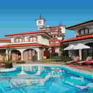 Helena Sands, 1 of 5