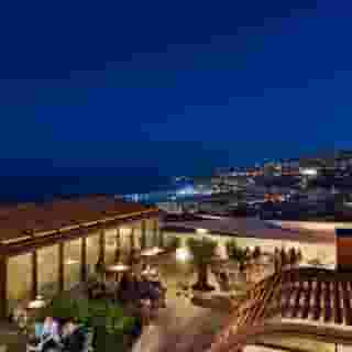 de Bonart Naples-Curio Collection by Hilton, 5 of 5