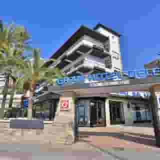 Gran Hotel Delfin, 2 of 5