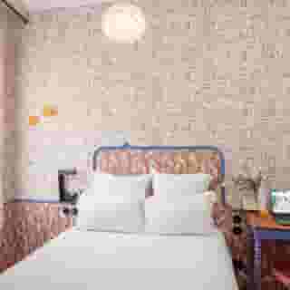 Crayon Rouge by Elegancia, 1 of 5