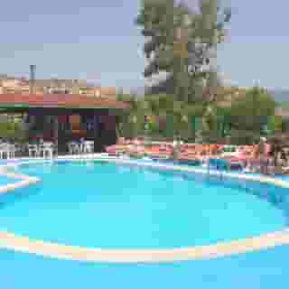 Nature Apart, 1 of 5