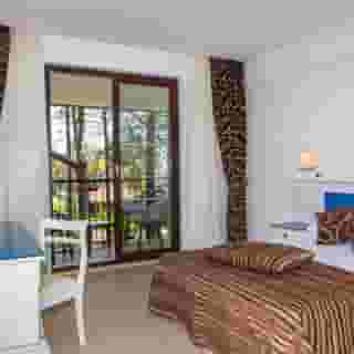 Champion Holiday Village, 4 of 5