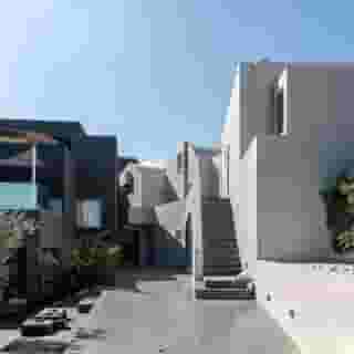 West East Suites, 3 of 5