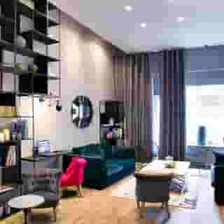 Mademoiselle, 1 of 5