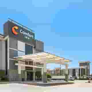 Comfort Inn Dallas North Love Field Airport, 1 of 5