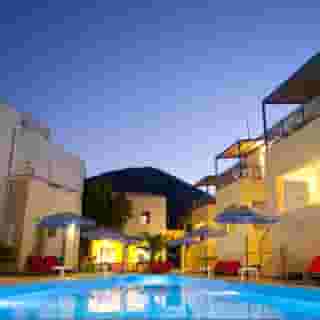 Blue Horizon Apartments, 2 of 5