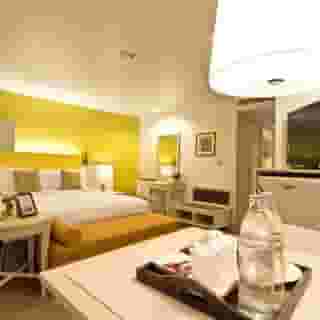 Sunshine Vista, 2 of 5