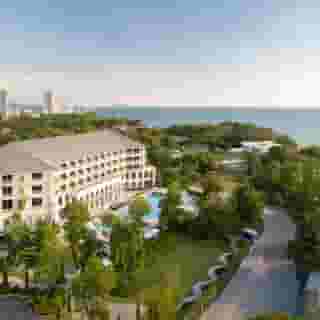 Cross Pattaya Pratamnak, 4 of 5