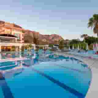 Armas Gul Beach, 3 of 5