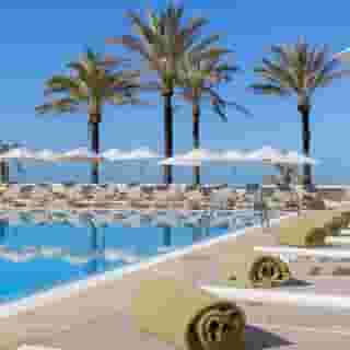 HM Gran Fiesta, 3 of 5