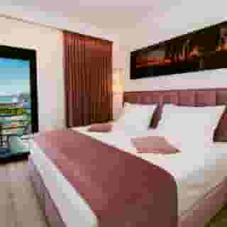 Hotel Luxe, 6 of 6