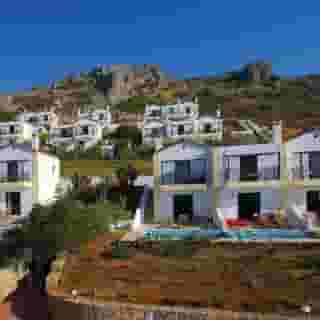 Golden Villas, 3 of 5