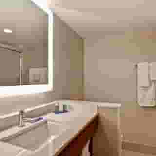 Holiday Inn Express Boston, 2 of 5