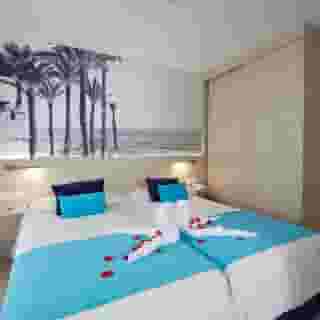 Flamingo Beach Resort - Adults Recommended, 3 of 5