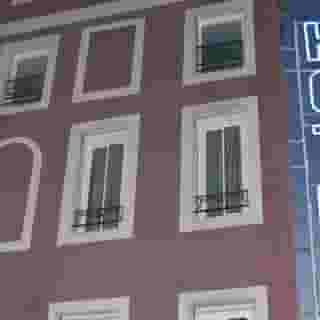 Comte De Nice, 2 of 5