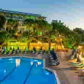 Alexandra Beach Hotel, 1 of 5