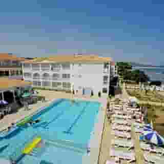 Meridien Beach Studios, 1 of 5