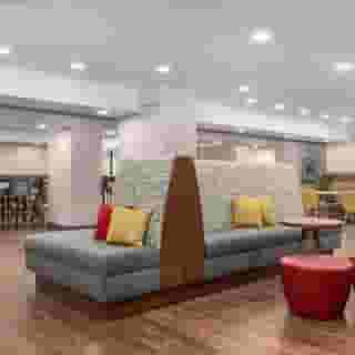 Hampton Inn & Suites by Hilton Toronto Downtown, 3 of 5