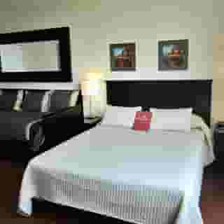 Newpoint Miami Beach Apartments, 4 of 5