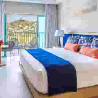 Harbor Club, Curio Collection by Hilton, 6 of 6